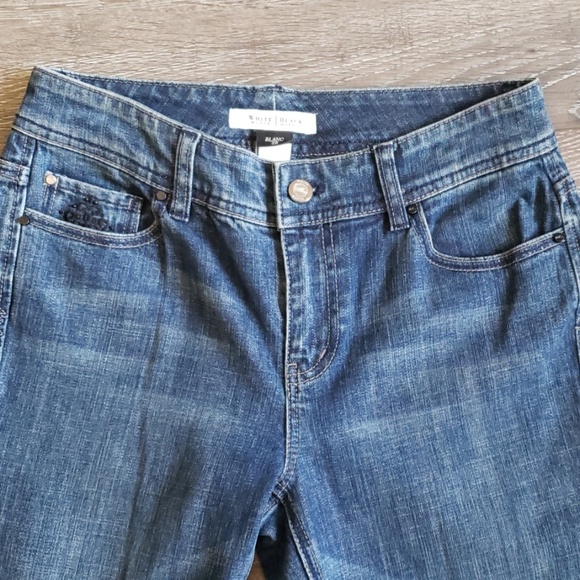 White House Black Market Jean's bling flare 2R - Picture 3 of 6